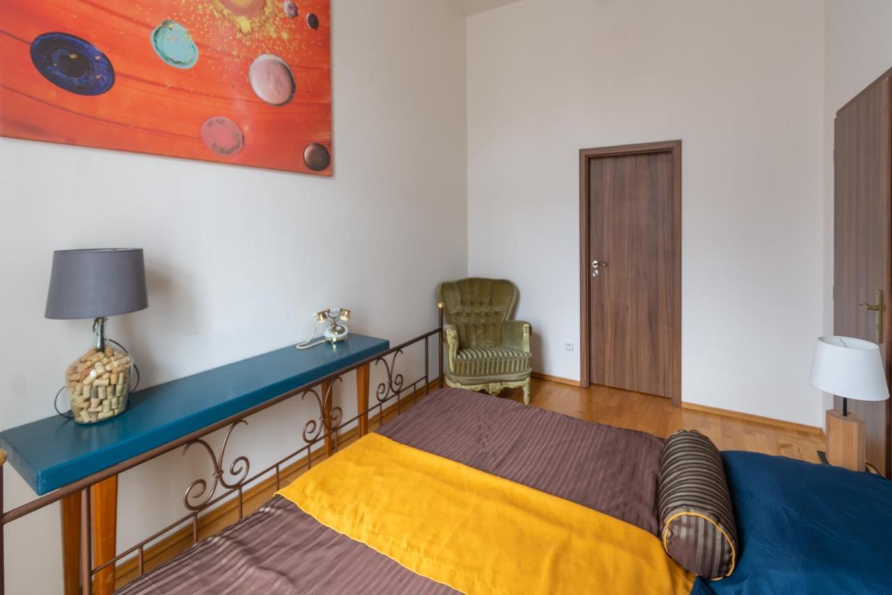 Apartment Sirius D In Center Of Cb. Чеське Будєйовіце Екстер'єр фото